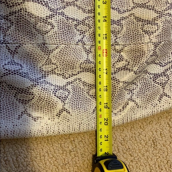 Gorgeous snakeskin print leather skirt - Picture 5 of 5